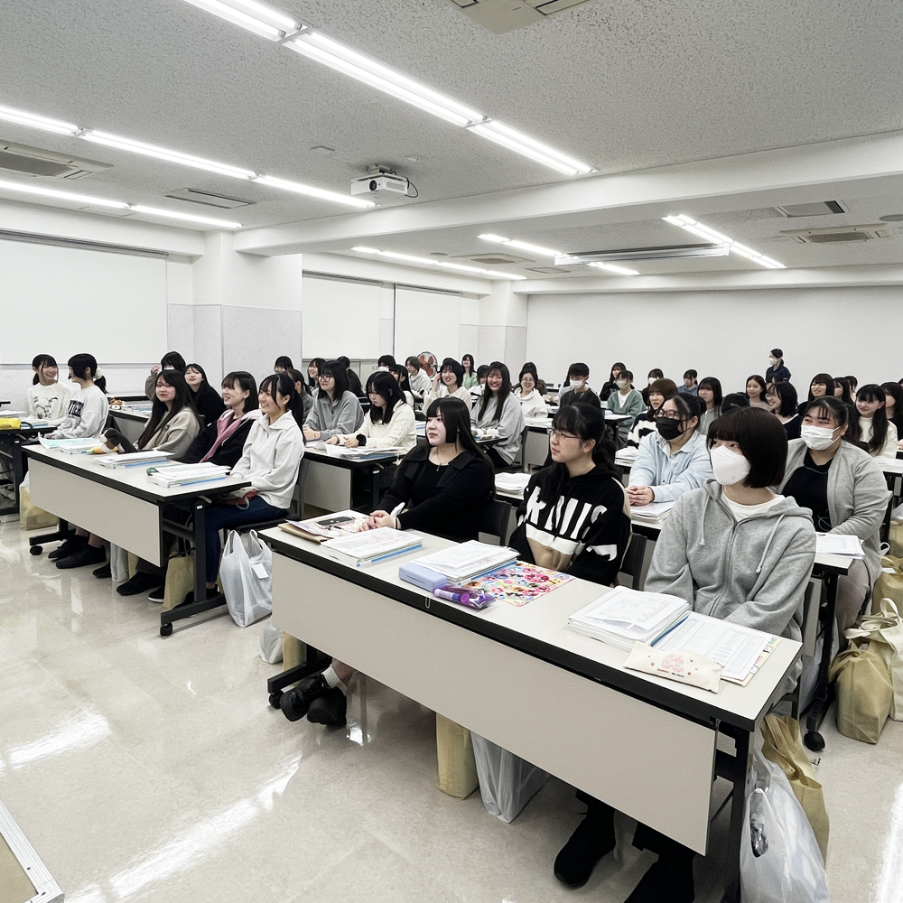 初日の授業は…？